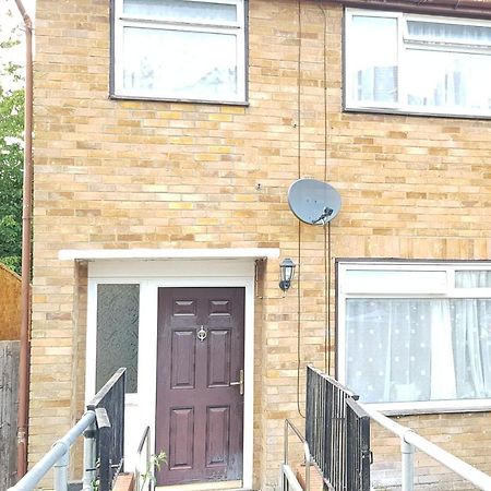 Ferienwohnung 61 Baker Street Luton  Exterior foto